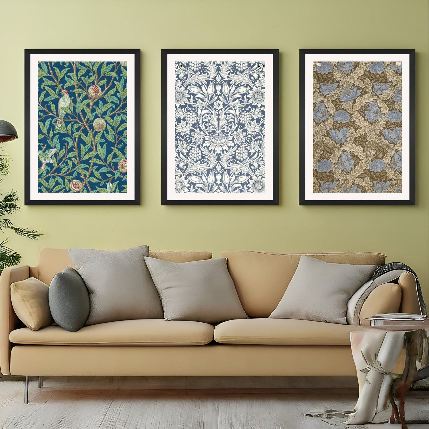 Canvas print set of 3 with bold and distinctive flower illustrations – ideal for adding stylish floral charm to any room